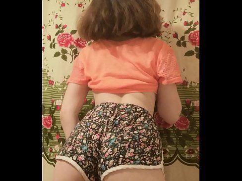 ❤️ מותק צעיר סקסי פושט את המכנסיים הקצרים במצלמה ️❌ סופר-סקס בפורנו iw.mouthporn.ru ❌❤